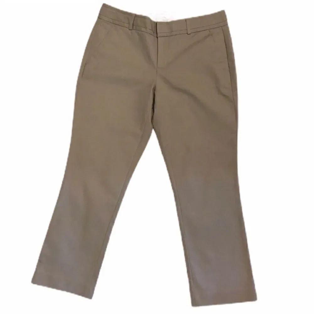 Banana Republic Size 6 Capris Tan